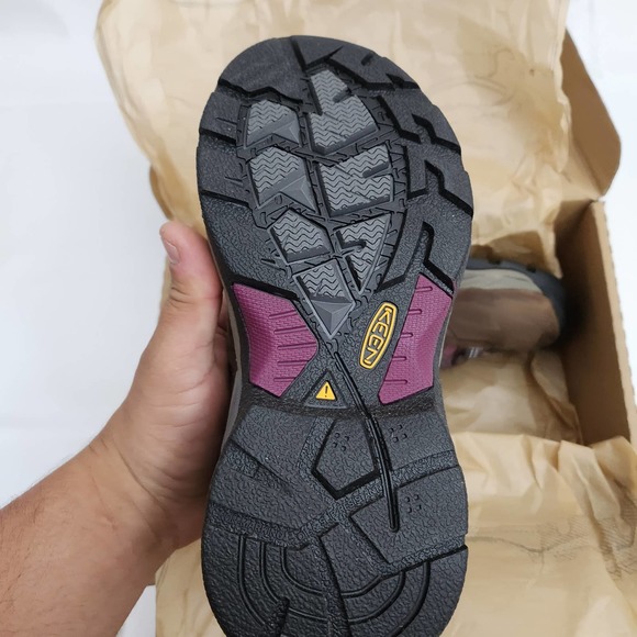 Keen Women's Steel Toe Boot Detroit XT, Brand New with Box (Size 5.5 WIDE) - Picture 4 of 11